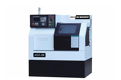 Apakah peranan sistem servo dalam Pelarik CNC Logam?